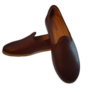 Charix, EU 41 US 10 Burgundy LoafersLike new, Charix loafers.